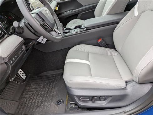 New 2026 Toyota Camry SE image 4