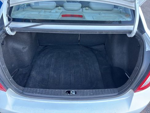 Used 2011 Hyundai Accent GLS image 20