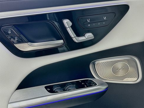 New 2026 Mercedes-Benz GLC 300 image 19