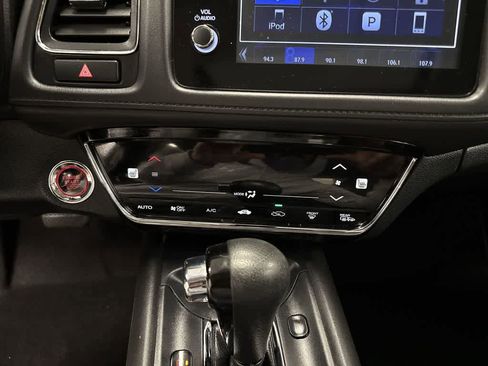 Used 2022 Honda HR-V EX image 21