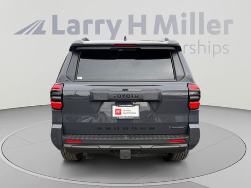 Certified 2026 Toyota 4Runner TRD Off-Road Premium AWD/4WD image 4