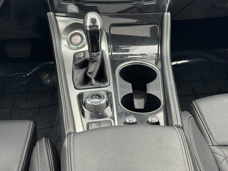 Used 2022 Nissan Maxima Platinum w/ Sport Mat Group FWD image 16