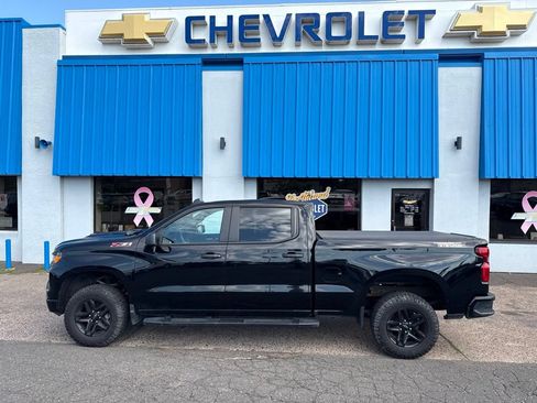 Used 2022 Chevrolet Silverado 1500 Custom Trail Boss w/ LPO, Dark Essentials Package AWD/4WD image 15