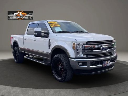 Used 2019 Ford F250 Lariat w/ Lariat Value Package image 1
