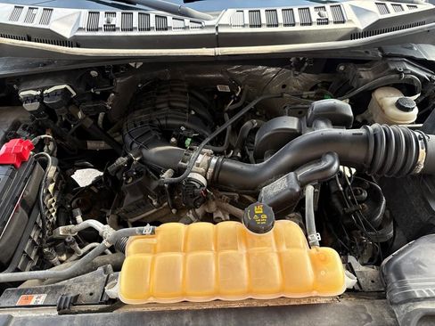 Used 2017 Ford F150 XLT image 22