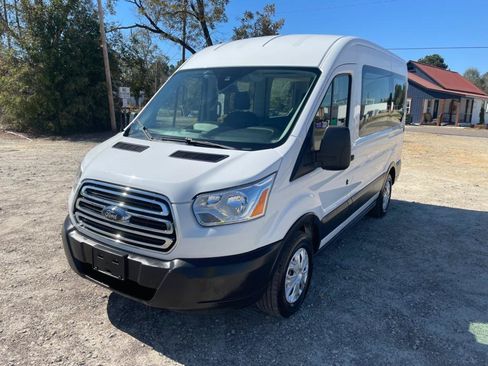 Used 2019 Ford Transit 150 XLT RWD image 1