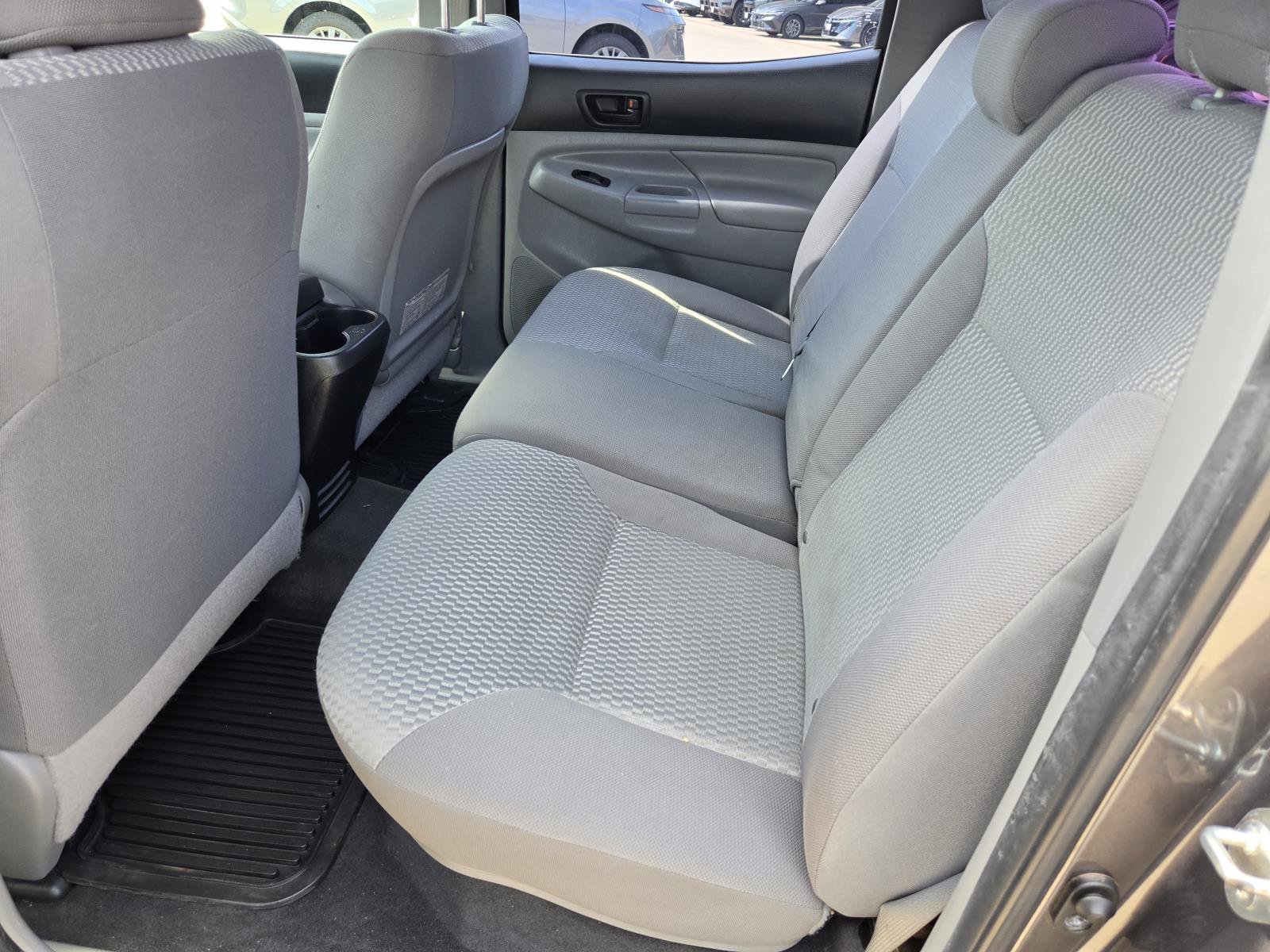 Used 2015 Toyota Tacoma PreRunner RWD image 15