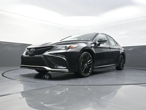 Used 2024 Toyota Camry XSE FWD image 33