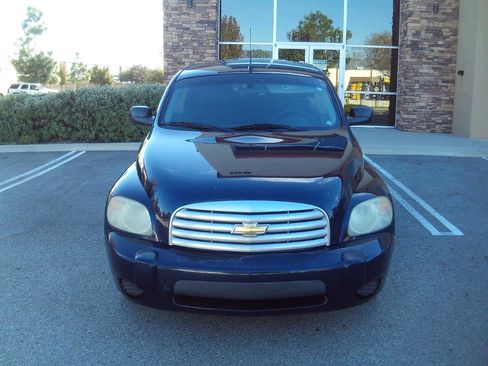 Used 2007 Chevrolet HHR LS image 2
