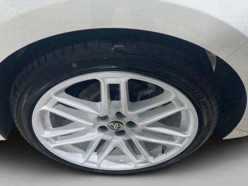 Used 2026 Toyota Corolla SE FWD image 7