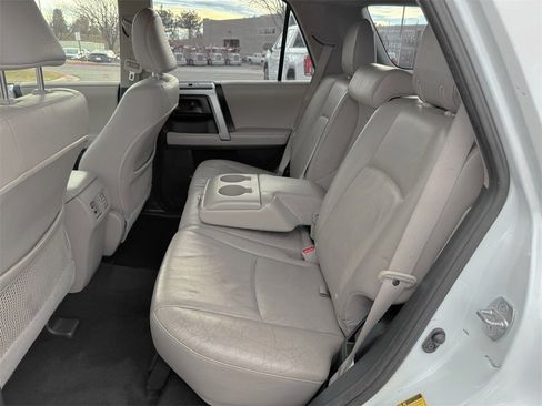 Used 2013 Toyota 4Runner SR5 image 25