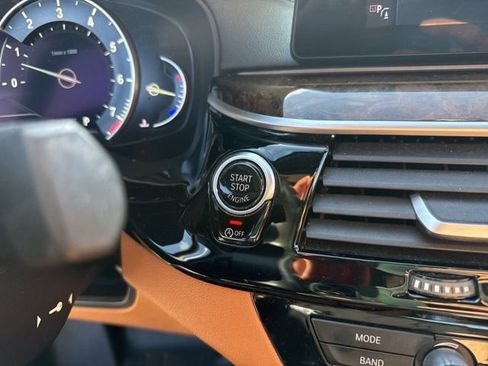 Used 2017 BMW 540i xDrive image 26