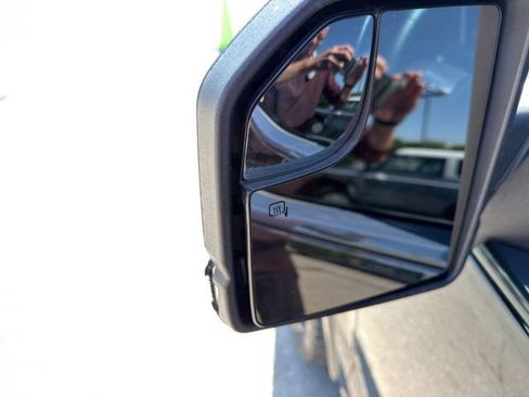 Used 2019 Ford F150 XLT w/ Equipment Group 302A Luxury RWD image 11