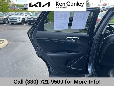 Used 2024 Kia Sportage EX FWD image 48