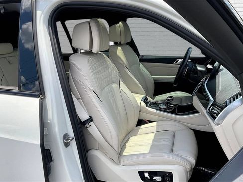 Used 2023 BMW X5 xDrive45e w/ Executive Package AWD/4WD image 29