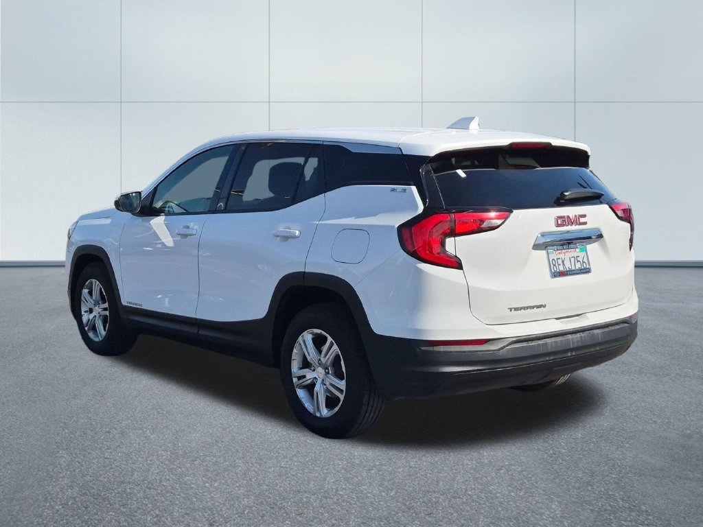 Used 2018 GMC Terrain SLE FWD image 4