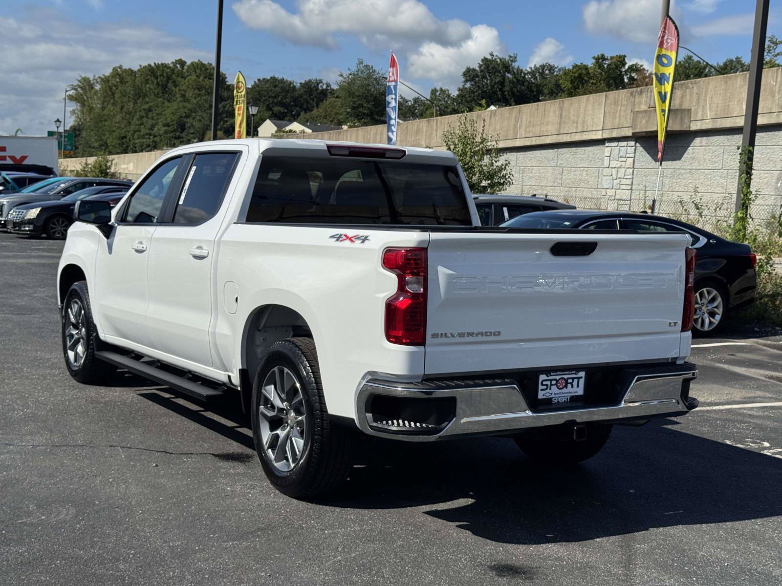 Used 2026 Chevrolet Silverado 1500 LT AWD/4WD image 28