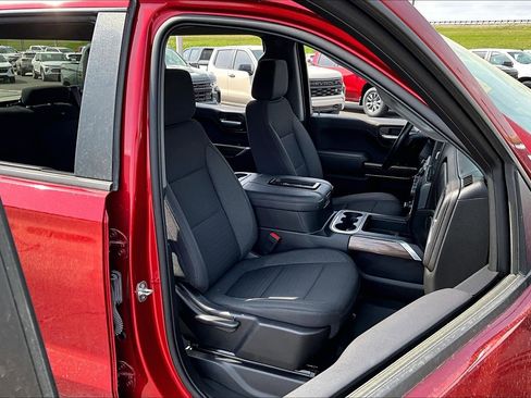 Used 2022 Chevrolet Silverado 1500 LT Trail Boss w/ Safety Package image 7