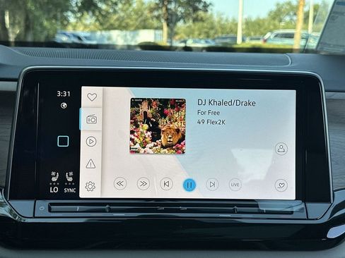 New 2026 Volkswagen Atlas SE image 16