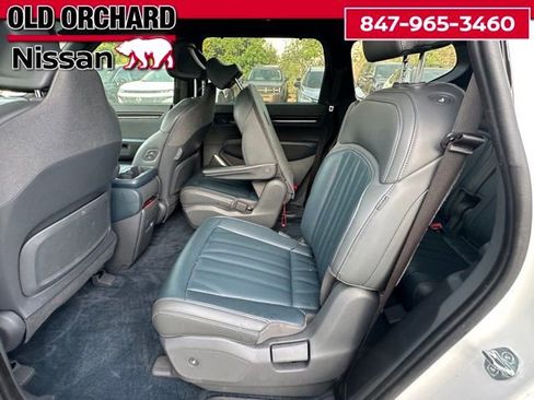 Used 2024 Kia EV9 GT-Line AWD/4WD image 13