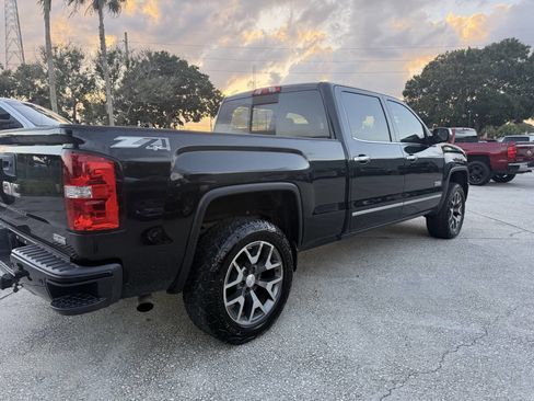 Used 2015 GMC Sierra 1500 SLE image 25