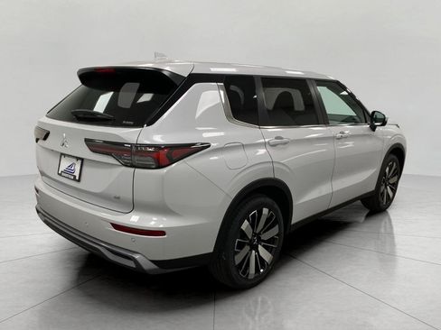 New 2026 Mitsubishi Outlander SE AWD/4WD image 38