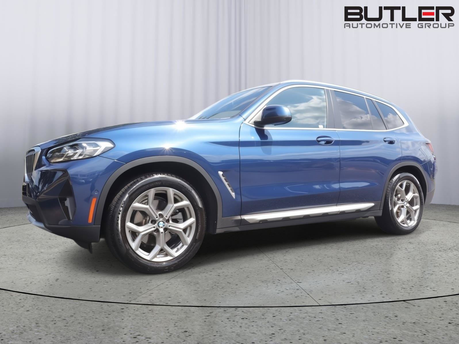 Used 2024 BMW X3 sDrive30i w/ Convenience Package RWD image 1