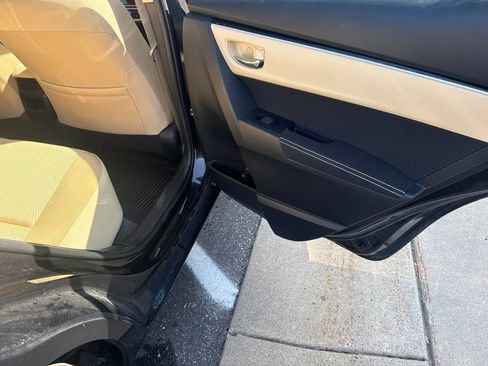 Used 2019 Toyota Corolla LE FWD image 10