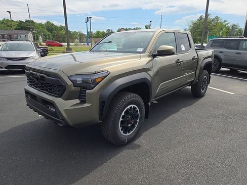 New 2026 Toyota Tacoma TRD Off-Road AWD/4WD image 10