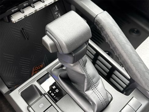 Used 2026 Toyota 4Runner SR5 image 19