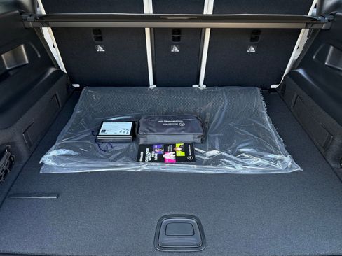 Certified 2026 Mercedes-Benz GLB 250 image 28