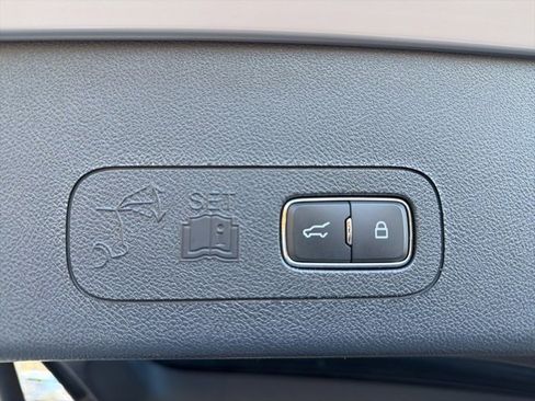 Used 2025 Lincoln Aviator Reserve w/ Equipment Group 201A image 25