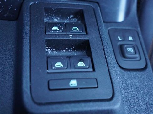 Used 2024 Ford Bronco Badlands image 28