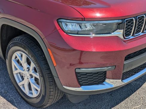 Used 2023 Jeep Grand Cherokee L Limited w/ Trailer Tow Group (B) RWD image 9