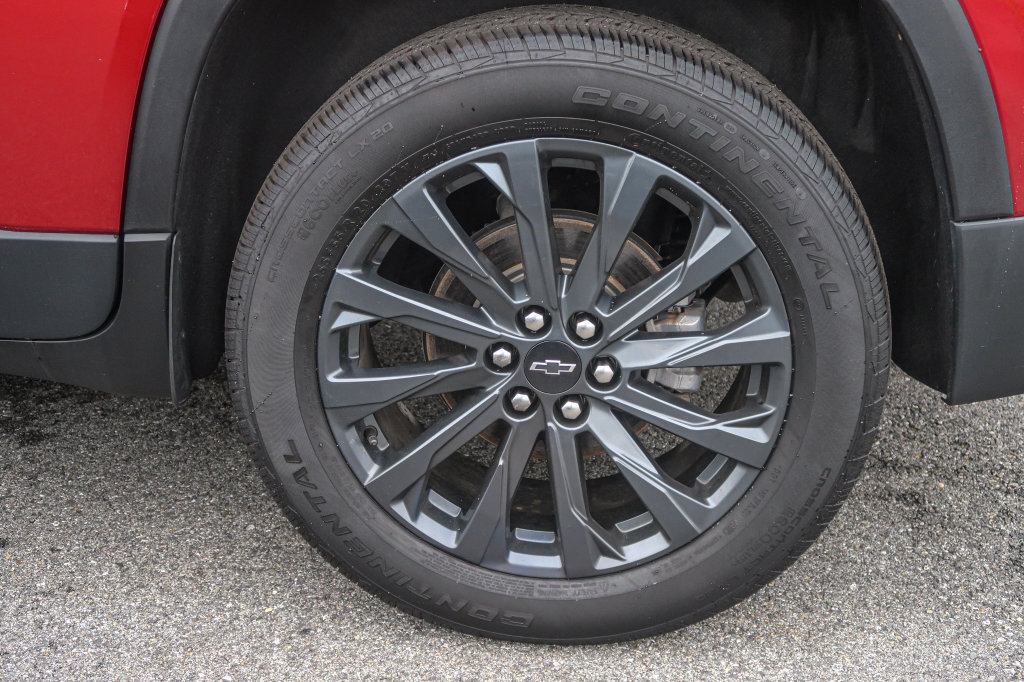 Used 2023 Chevrolet Traverse RS AWD/4WD image 13