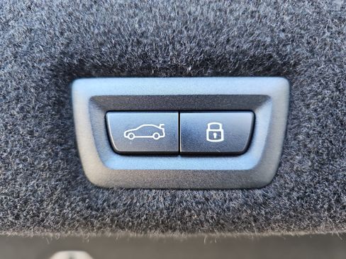 New 2026 BMW 740i image 15