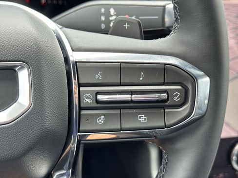 New 2026 GMC Terrain Elevation w/ Technology Package II FWD image 10