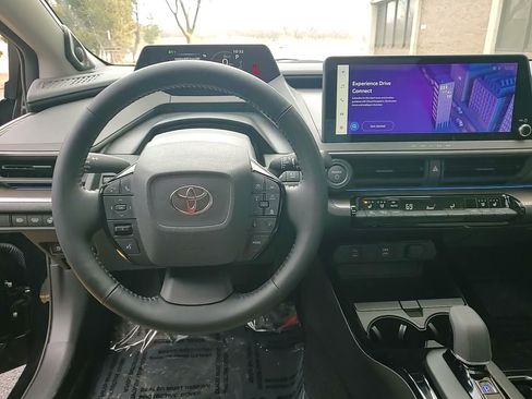 Used 2024 Toyota Prius Limited w/ Limited Premium Package image 35