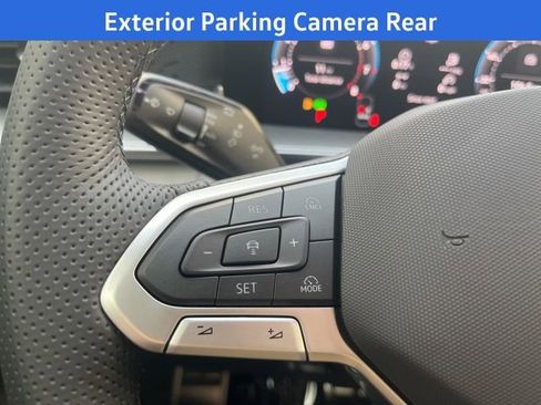 New 2026 Volkswagen Tiguan SE R-Line image 10