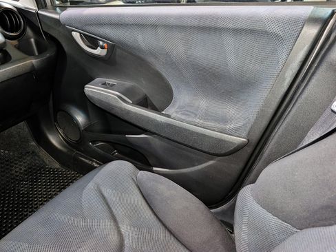 Used 2010 Honda Fit Sport image 33