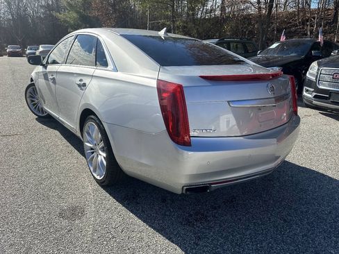 Used 2013 Cadillac XTS Platinum AWD/4WD image 8