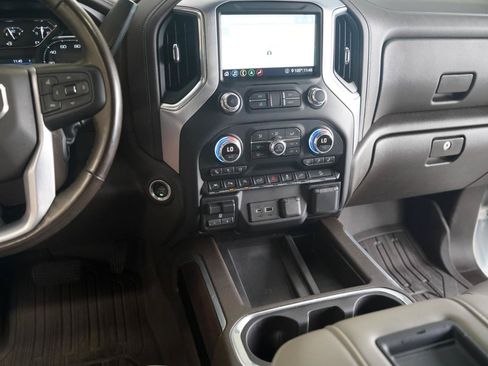 Used 2020 GMC Sierra 1500 SLT AWD/4WD image 18