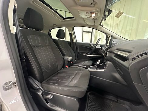 Used 2020 Ford EcoSport SE image 18