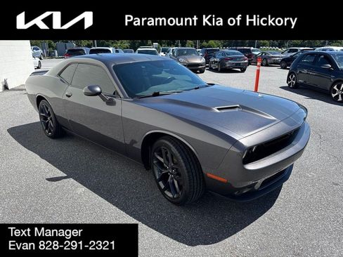 Used 2022 Dodge Challenger SXT w/ Blacktop Package RWD image 3