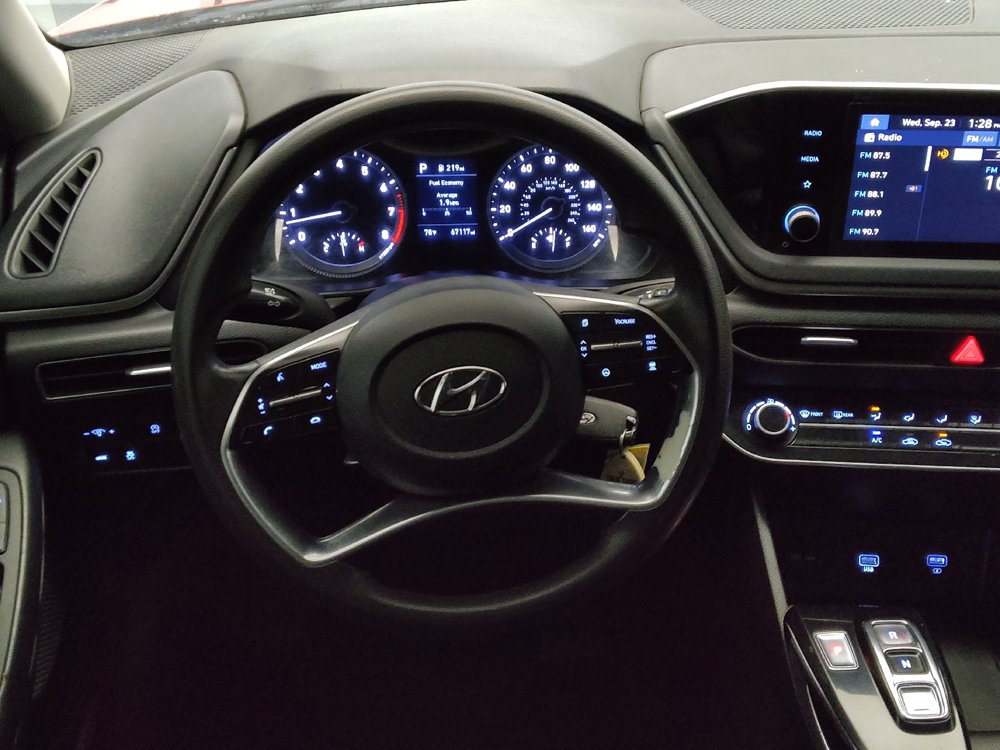 Used 2023 Hyundai Sonata SE w/ Preferred Accessory Package FWD image 22