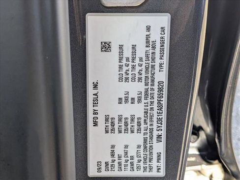 Used 2023 Tesla Model 3 Standard Range image 25