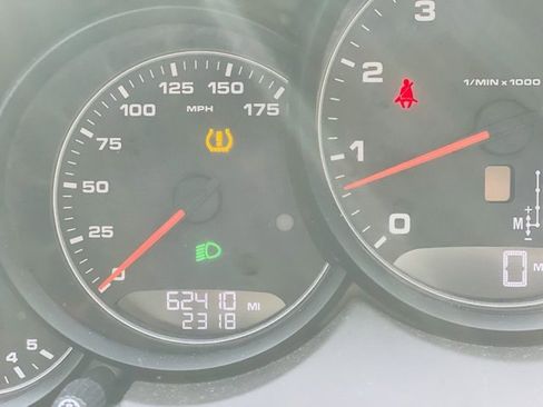 Used 2016 Porsche Cayenne image 16