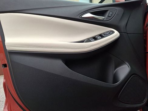 Used 2024 Buick Encore GX Preferred image 12