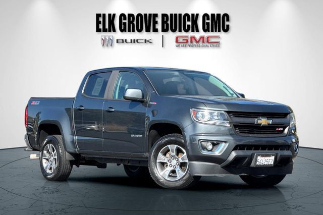 Used 2017 Chevrolet Colorado Z71 AWD/4WD image 2