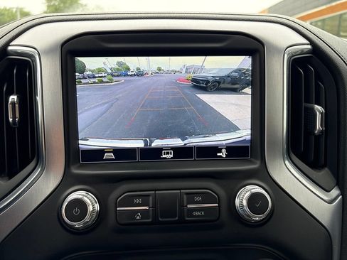 Used 2021 GMC Sierra 1500 SLT w/ SLT Premium Plus Package AWD/4WD image 37